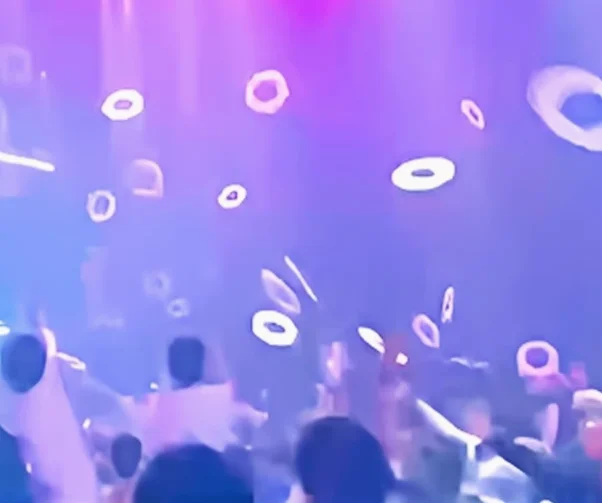 气氛互动飞盘