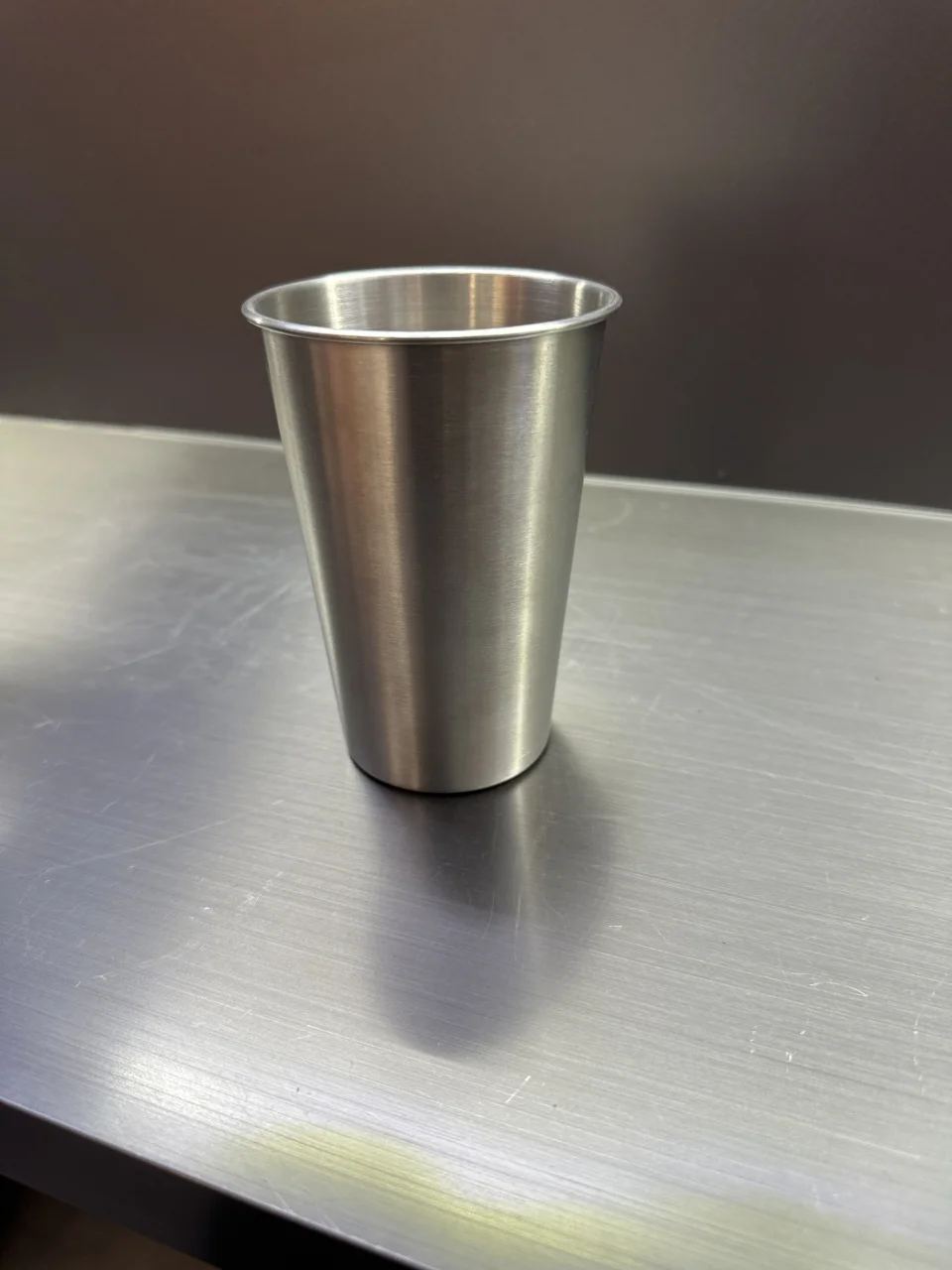 不锈钢卷边杯