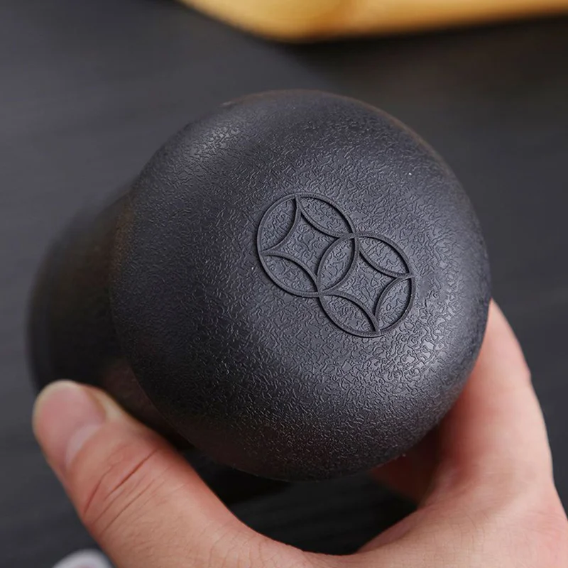 双钱色盅