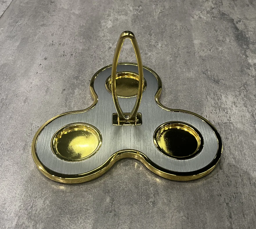 金灰尊雅