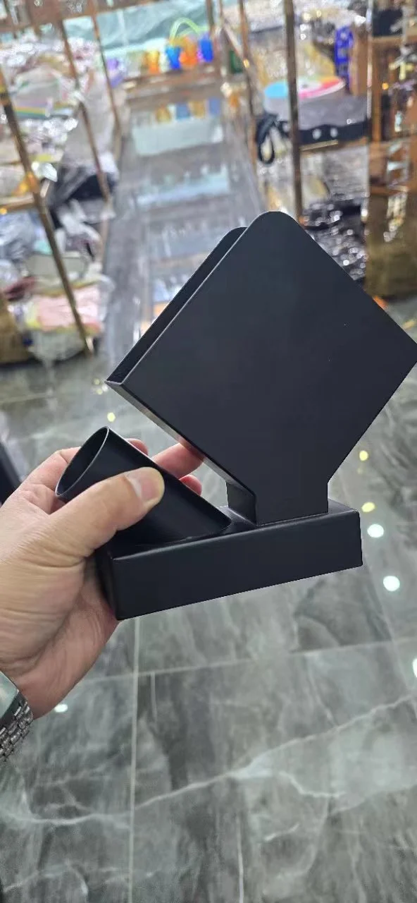 黑烤漆纸巾座