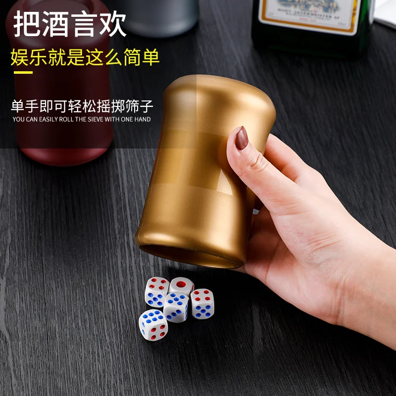 小蛮腰色盅