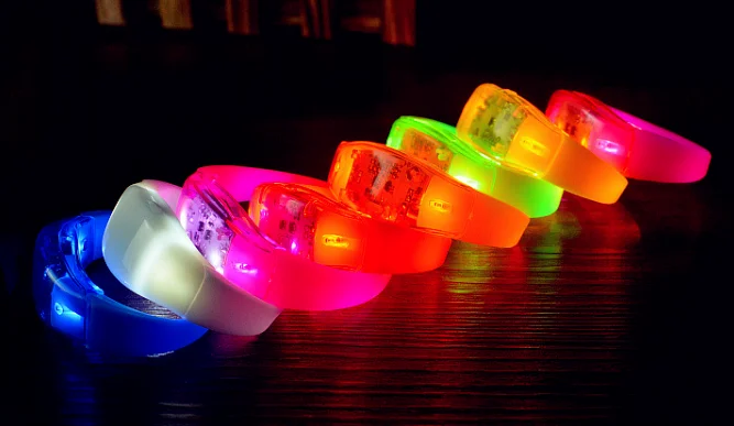 LED声控震动手环