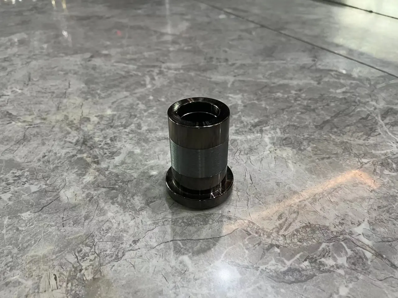 黑灰尊雅