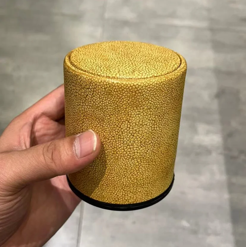 直筒皮色盅
