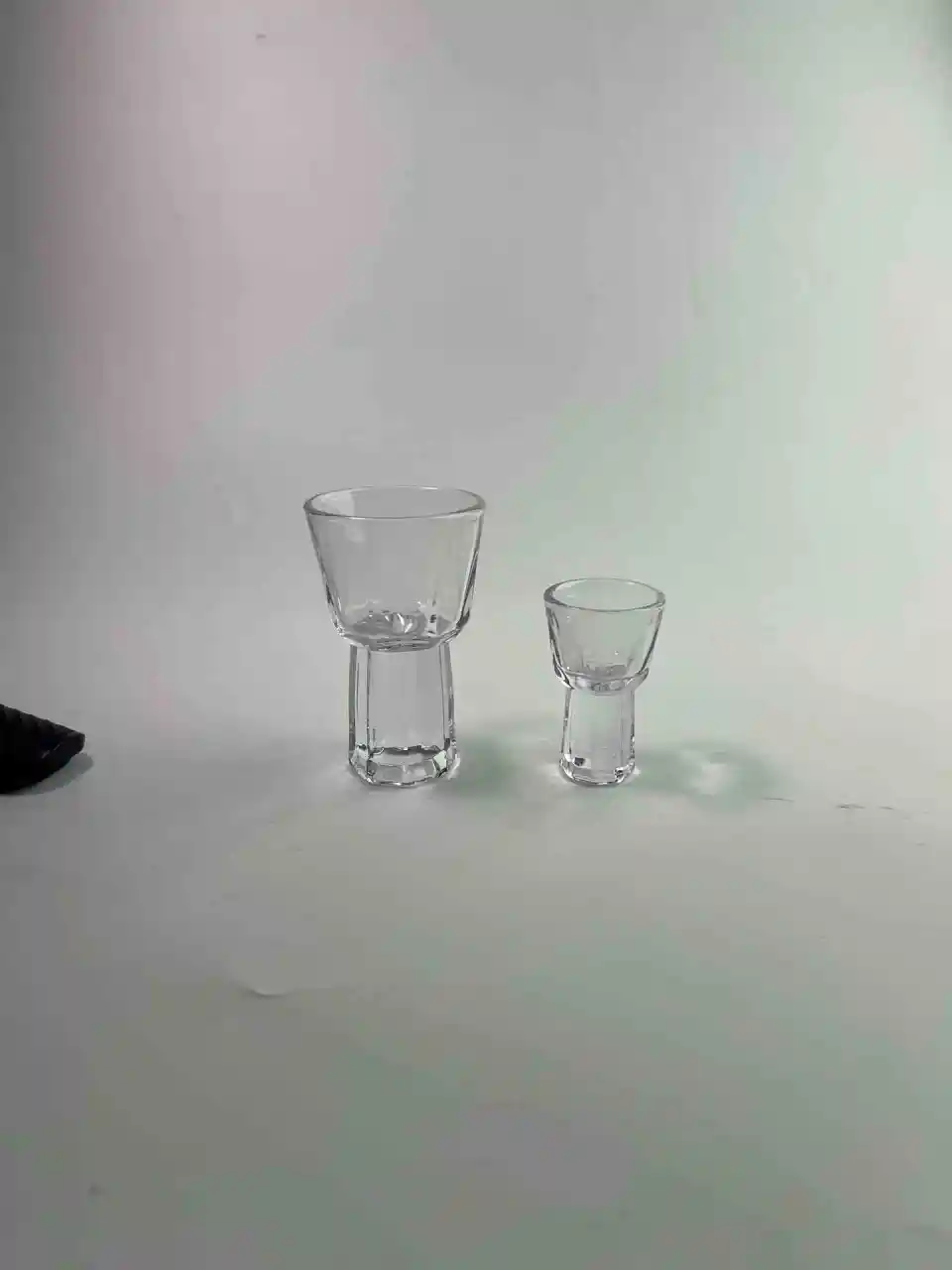 璃漏 斗烈酒杯