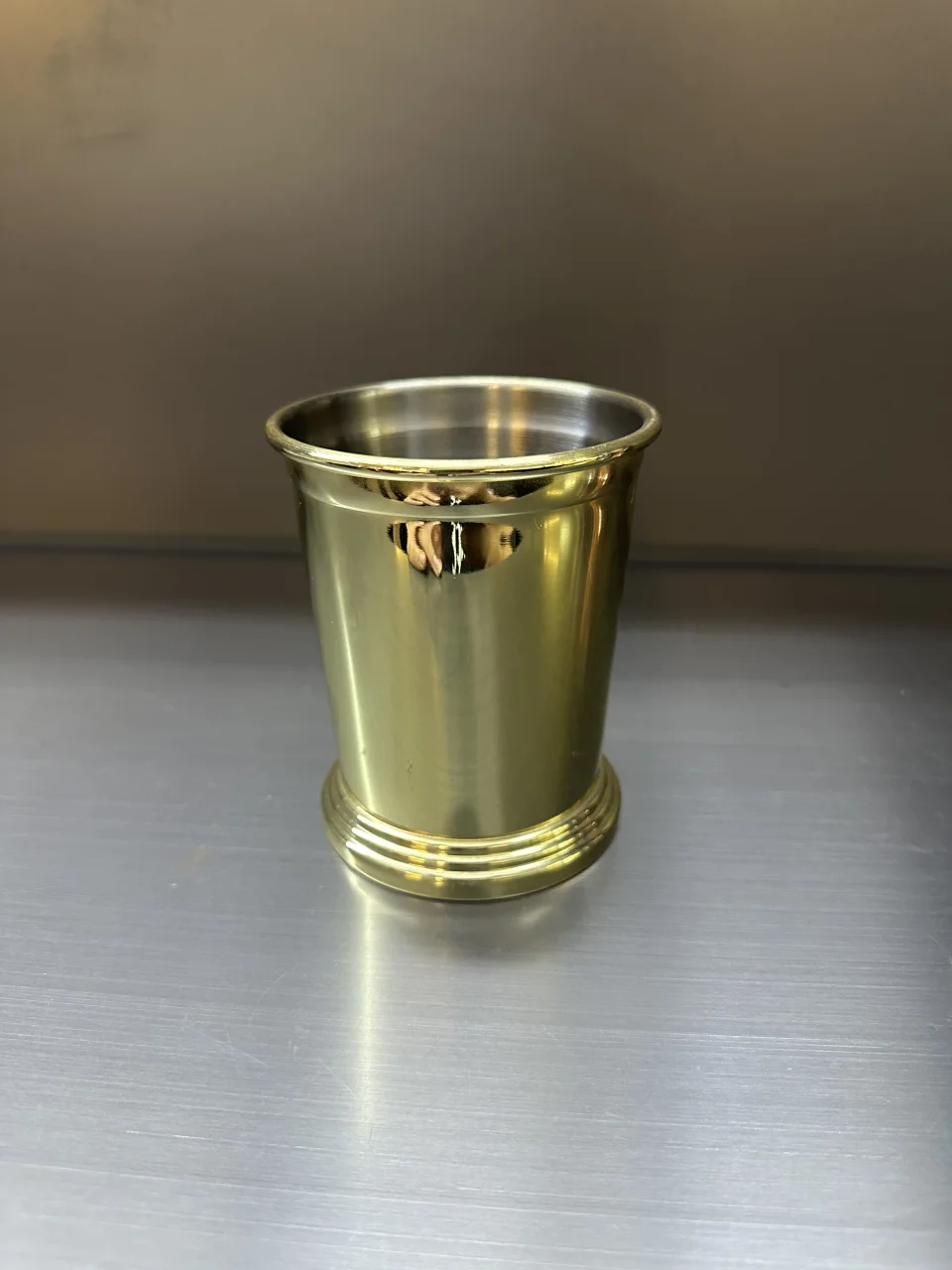 卷边朱丽普杯