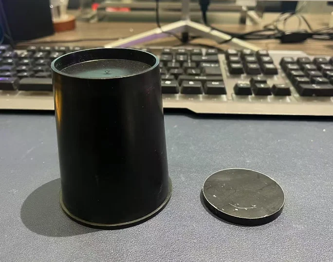 锥形皮色盅