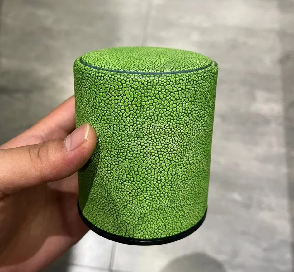 直筒皮色盅