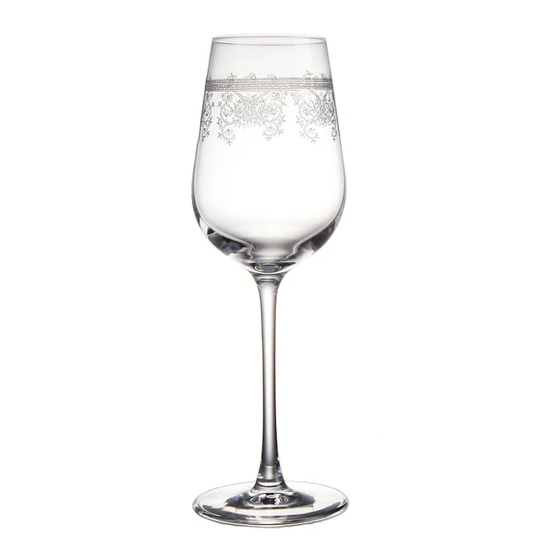 水晶雕花红酒杯