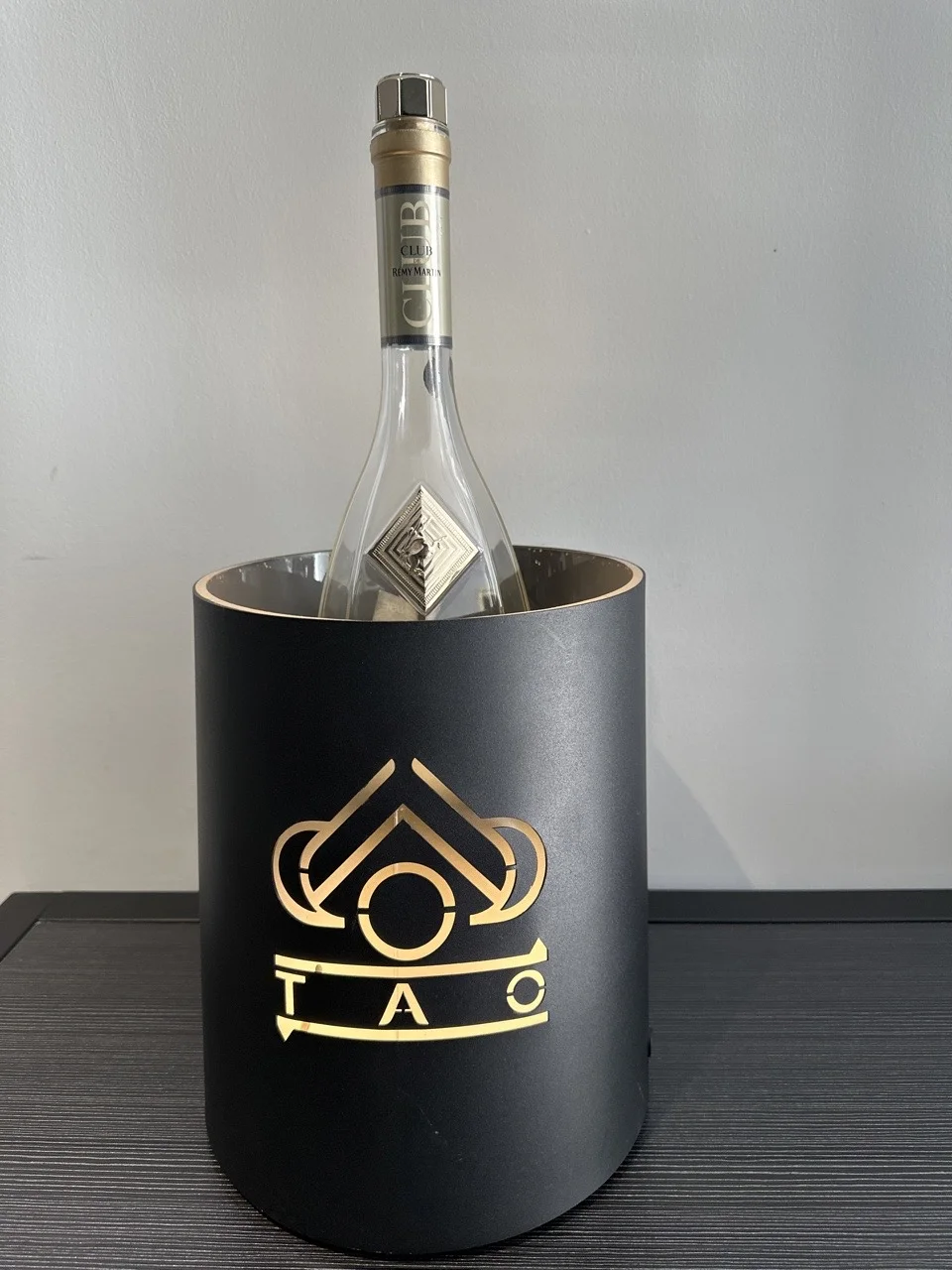 高款发光洋酒座