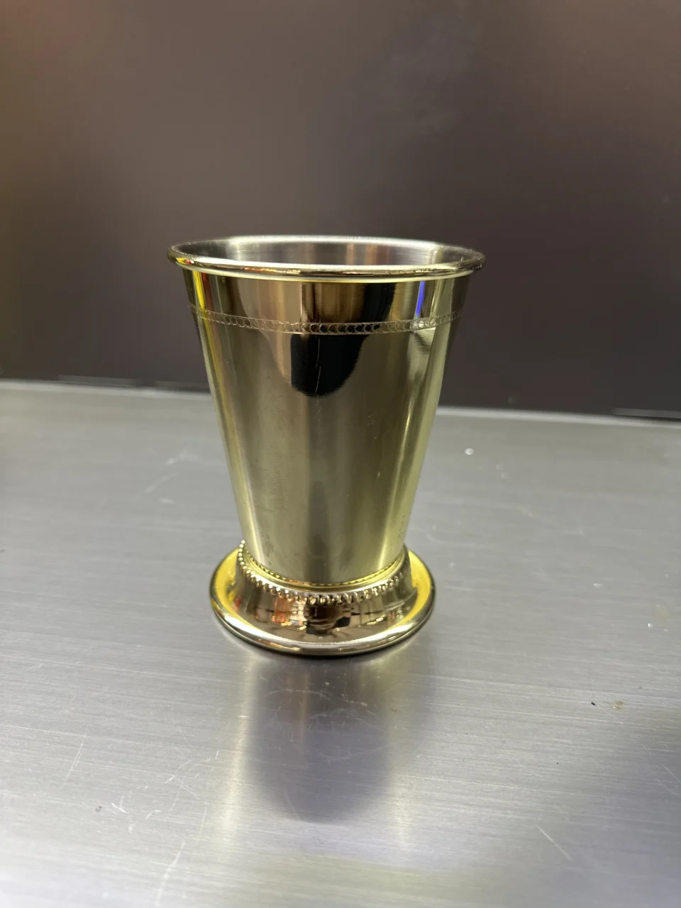 卷边朱丽普杯