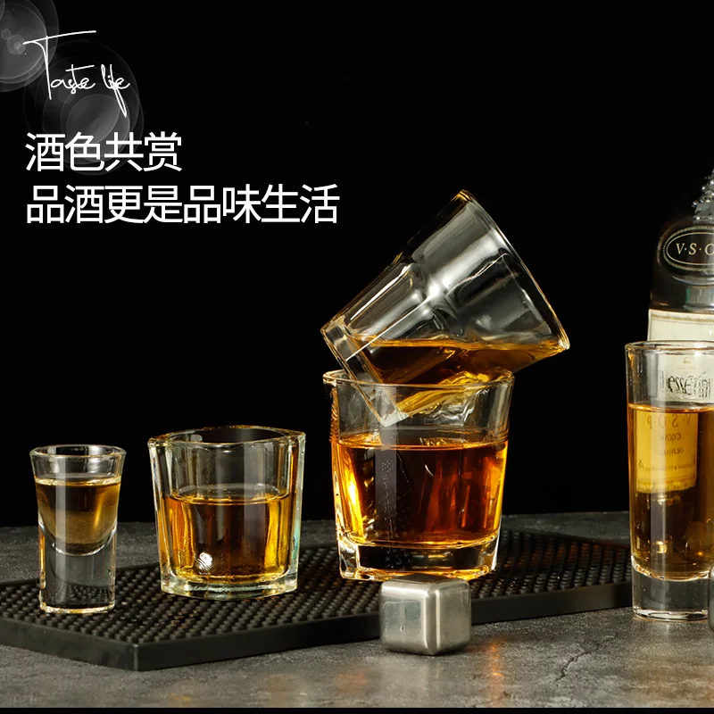 玻璃啤酒杯子弹杯