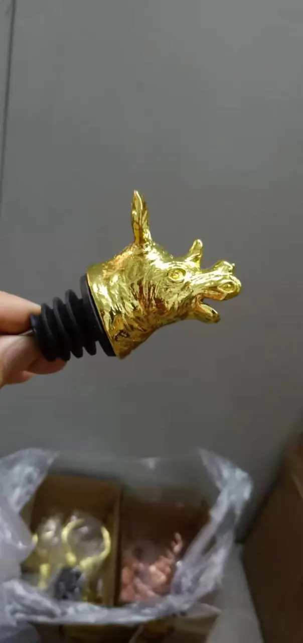 犀牛酒嘴