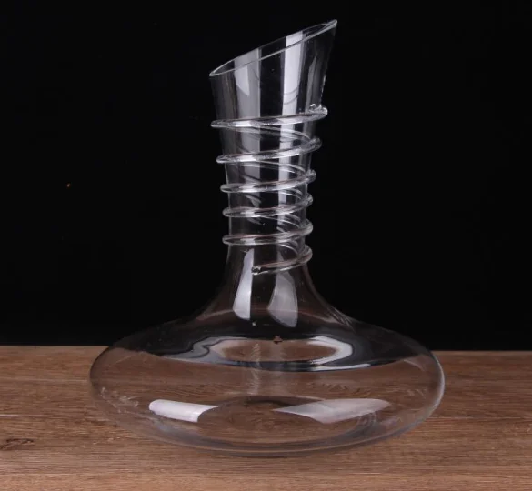 缠丝醒酒器