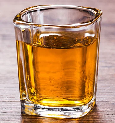 玻璃四方杯