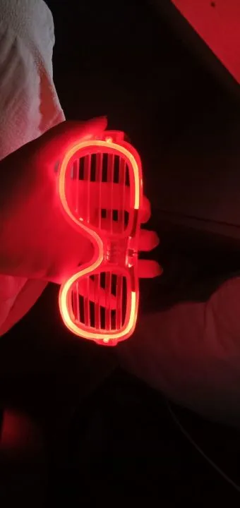普通百叶窗闪光眼镜