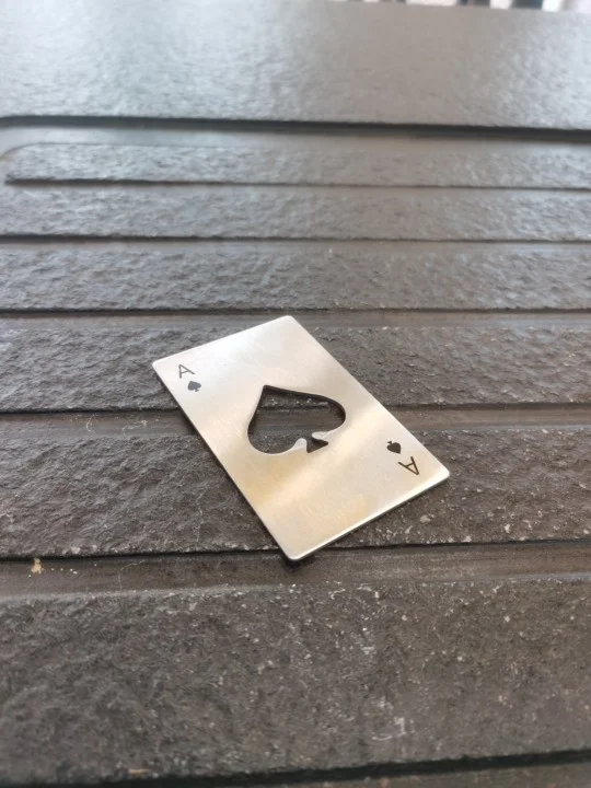 扑克牌开瓶器