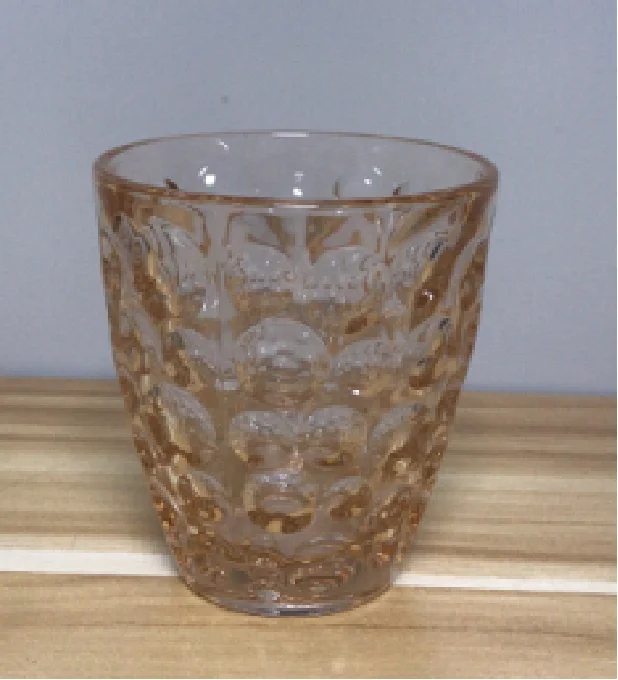 多色口杯