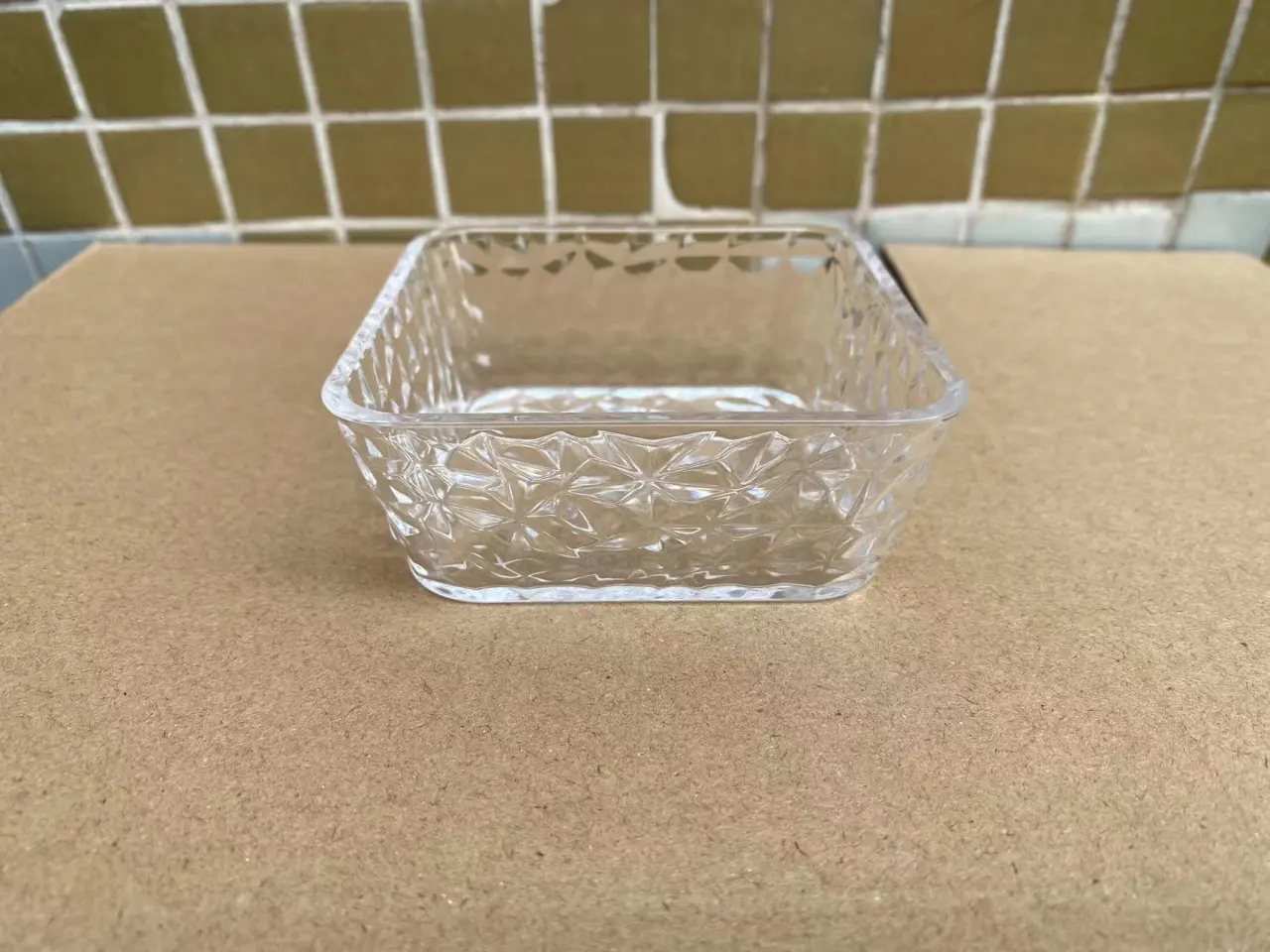浮雕钻石碗