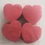 心形手抛纸
