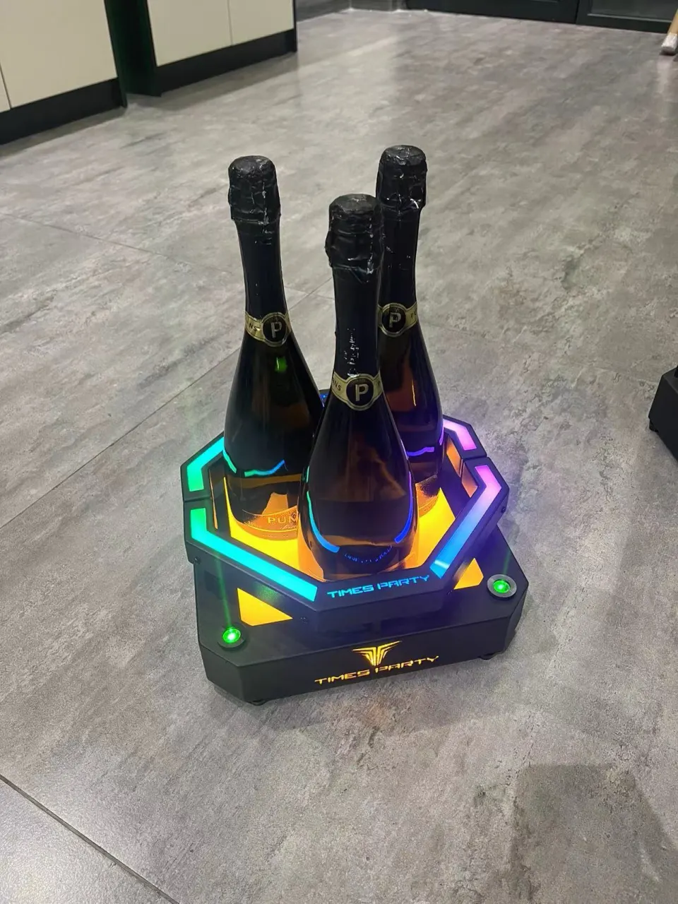 洋酒激光酒座