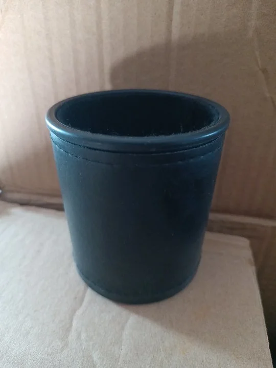 皮革色盅