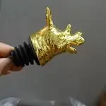 犀牛酒嘴