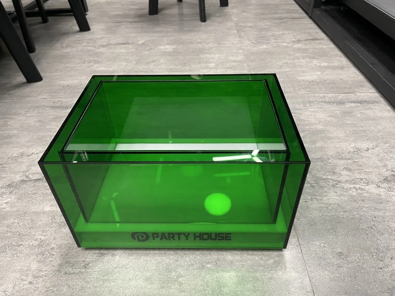 发光亚克力啤酒箱