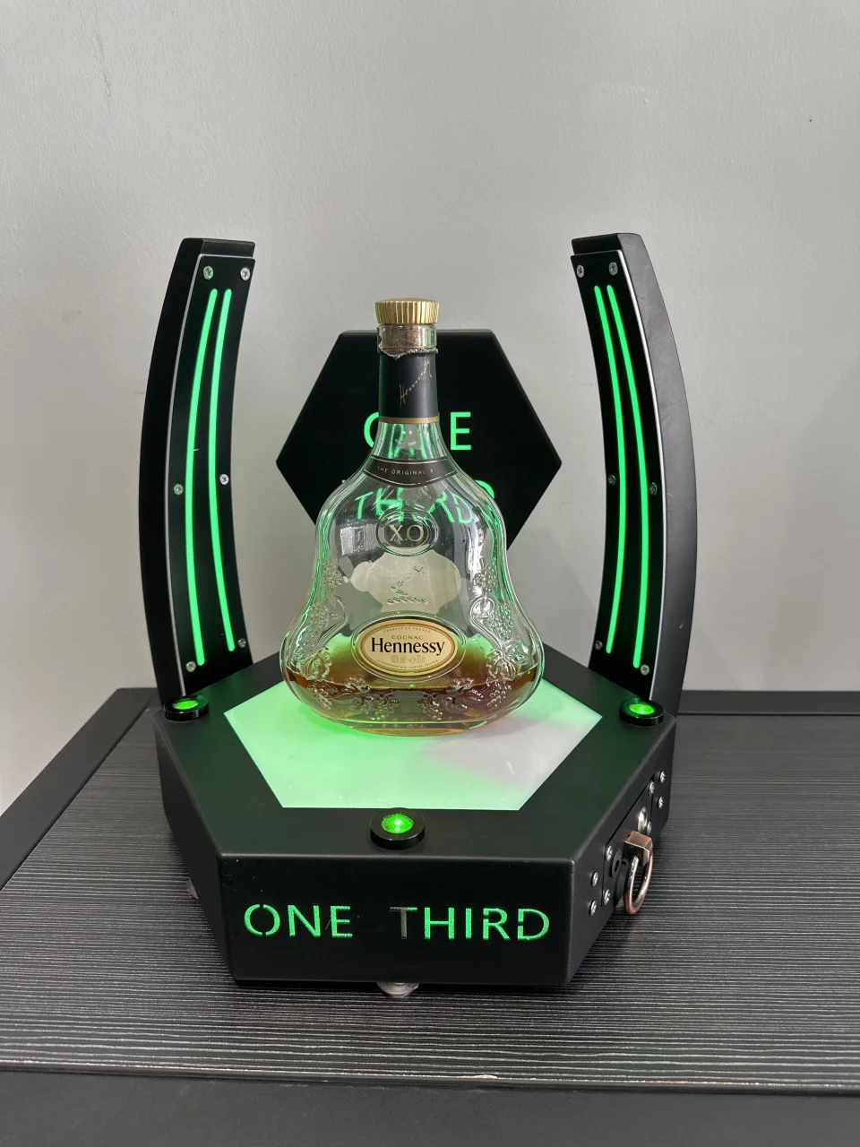 洋酒激光酒座