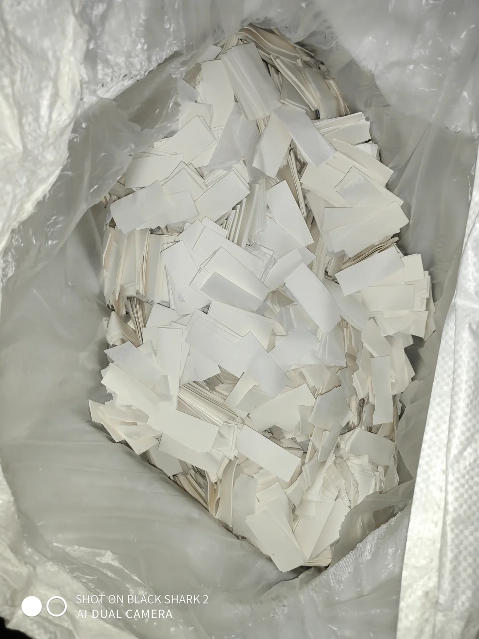 暴风雪碎纸片