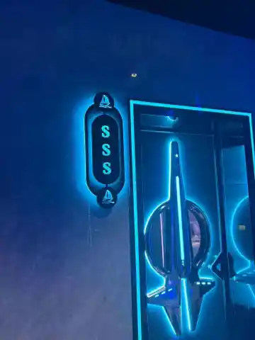 发光门牌号