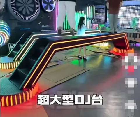 桥型DJ打碟台