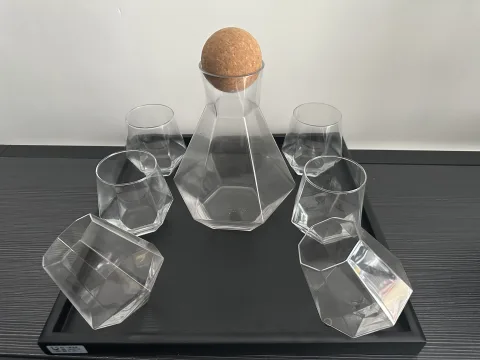 六凌角