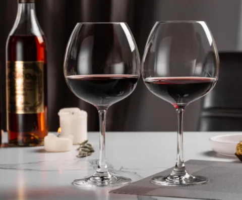 玻璃 风情红酒杯