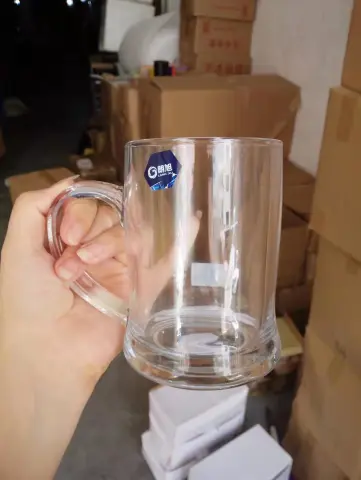 带把扎啤杯