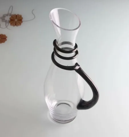 缠丝黑醒酒器