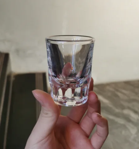 条纹底一口杯