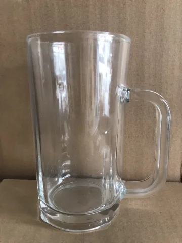 圆身带柄啤酒扎杯