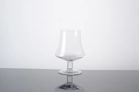 玻璃 收腰白兰地杯